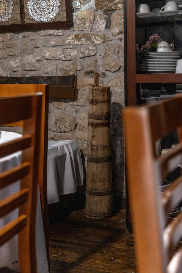 Bujtina Kodiket Guesthouse بيرات المظهر الخارجي الصورة