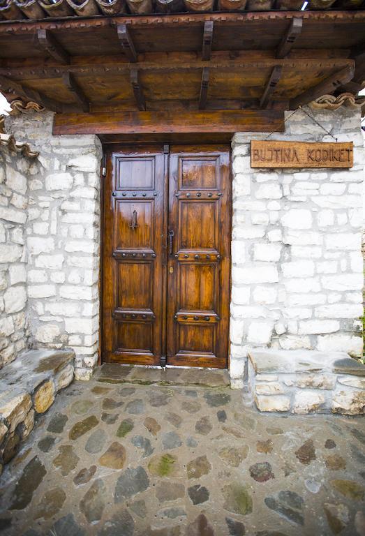 Bujtina Kodiket Guesthouse بيرات المظهر الخارجي الصورة